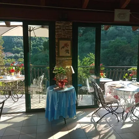 Villa Il Rifugio Di Artemide Agriturismo Perinaldo Exterior foto